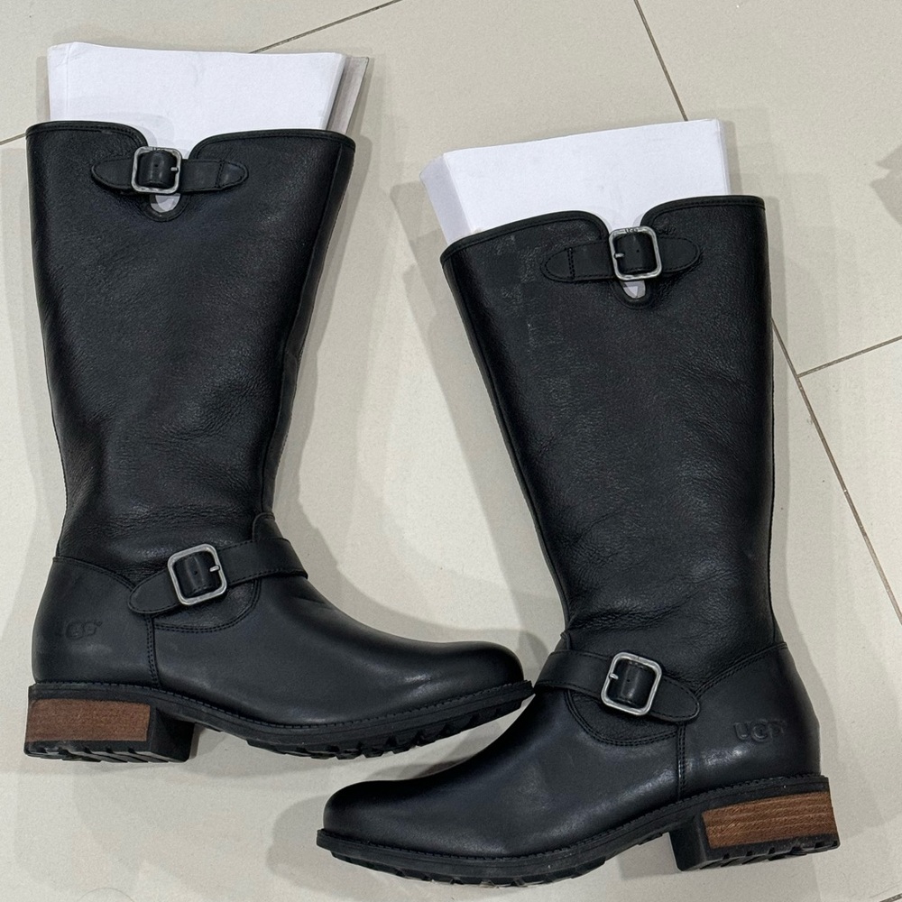 UGG Chancery Boots